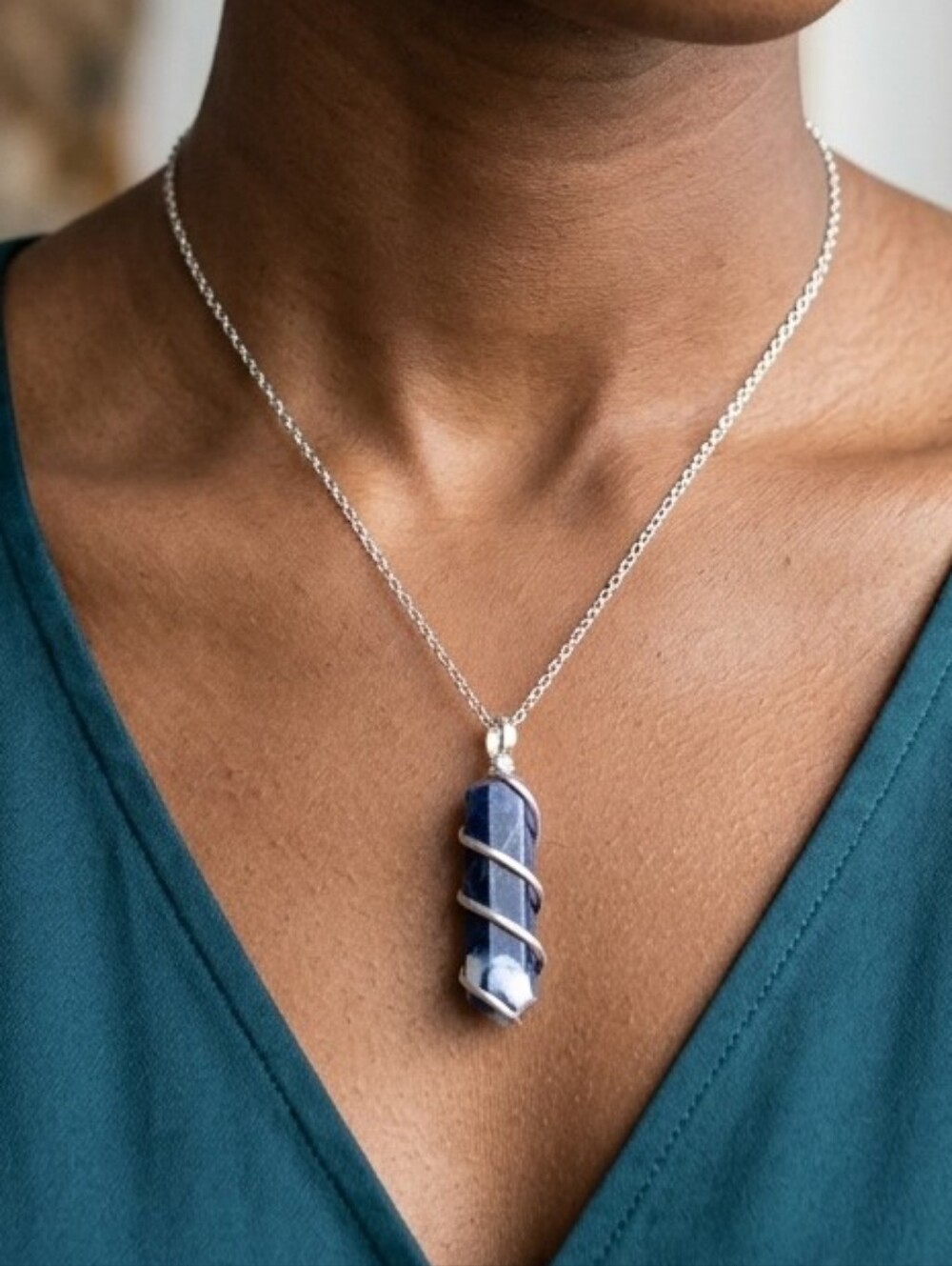 Crystal Wire-Wrap Pendant Sodalite (1/